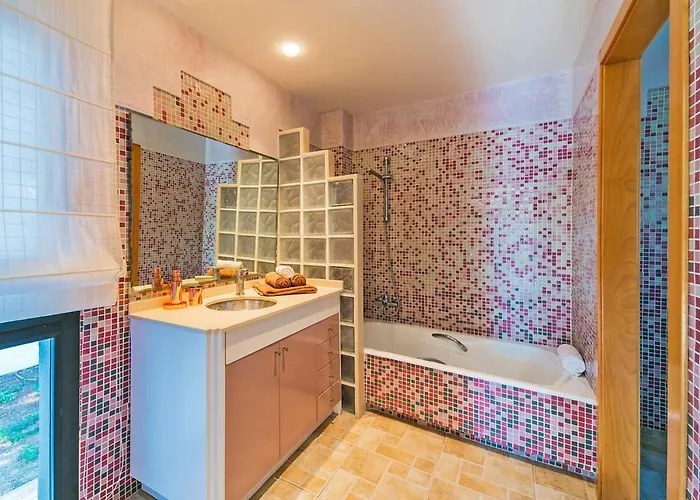 3379 Amanecer 모라이라